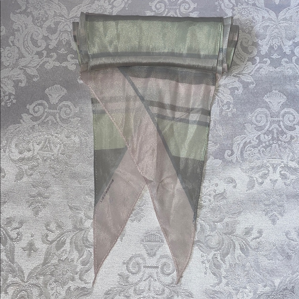 Vintage 1970’s Liz Claiborne Sheer Gray & light green Scarf - Picture 3 of 4